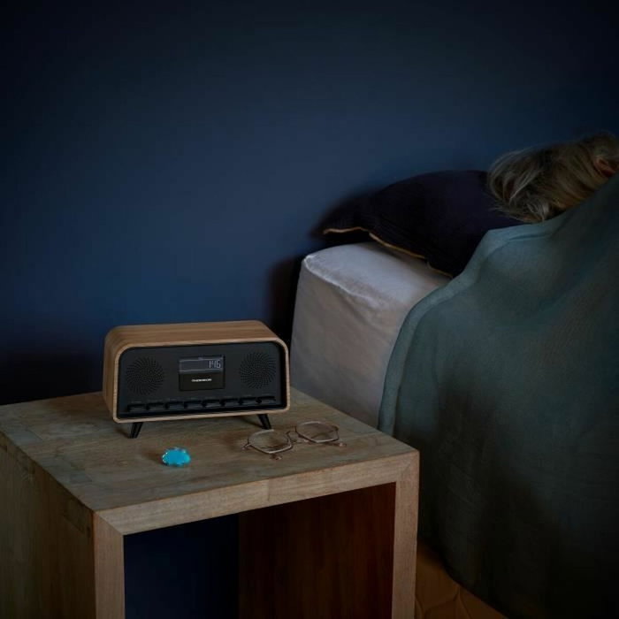 Thomson Vintage Cosy Radio-réveil Bluetooth 30W Bois et noir Thomson Vintage Cosy Radio-réveil Bluetooth 30W Bois et noir
