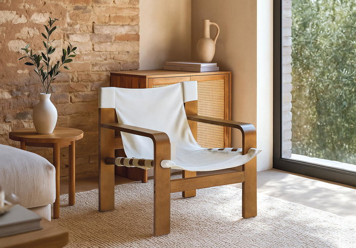 GINER Y COLOMER - Fauteuil contemporain en bois de caoutchouc avec tissu beige - Structure robuste et design naturel - Tissu résistant couleur avellana