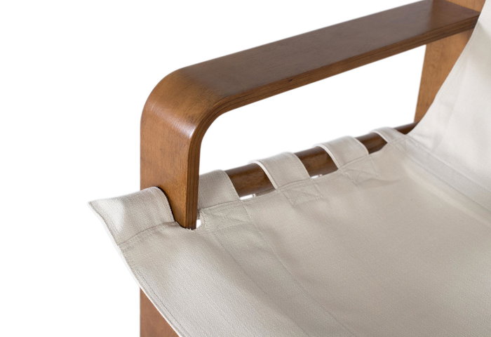 GINER Y COLOMER - Fauteuil contemporain en bois de caoutchouc avec tissu beige - Structure robuste et design naturel - Tissu résistant couleur avellana