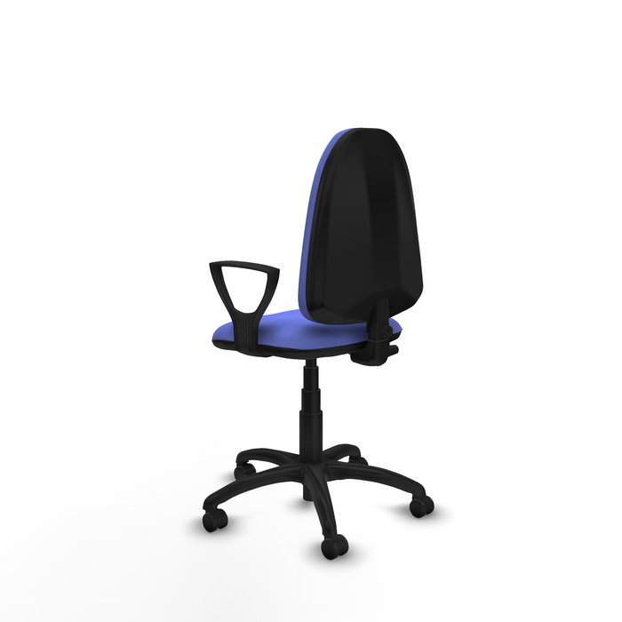 Chaise de bureau Aýna avec mécanisme de contact permanent de base, recouverte de tissu bleu clair. Équipée d'une base en polyamide noir, d'accoudoirs fixes et de roulettes pour parquet Chaise de bureau Aýna avec mécanisme de contact permanent de base, recouverte de tissu bleu clair. Équipée d'une base en polyamide noir, d'accoudoirs fixes et de roulettes pour parquet