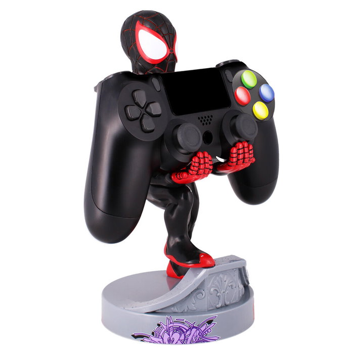 EXQUISITE GAMING Support de charge décoratif Cable Guy figurine Miles Morales Spiderman Marvel 21 cm pour téléphone et manettes PS5/Xbox