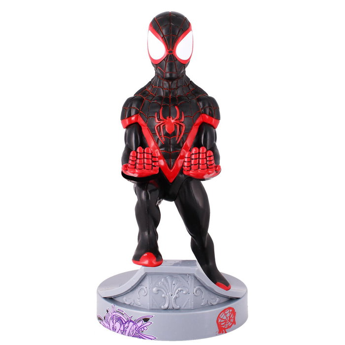 EXQUISITE GAMING Support de charge décoratif Cable Guy figurine Miles Morales Spiderman Marvel 21 cm pour téléphone et manettes PS5/Xbox