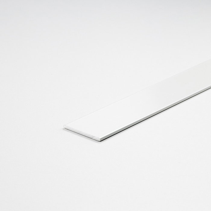 Arcansas Pletine aluminium peint blanc 1000 x 30 x 2 mm profil bricolage Arcansas Pletine aluminium peint blanc 1000 x 30 x 2 mm profil bricolage