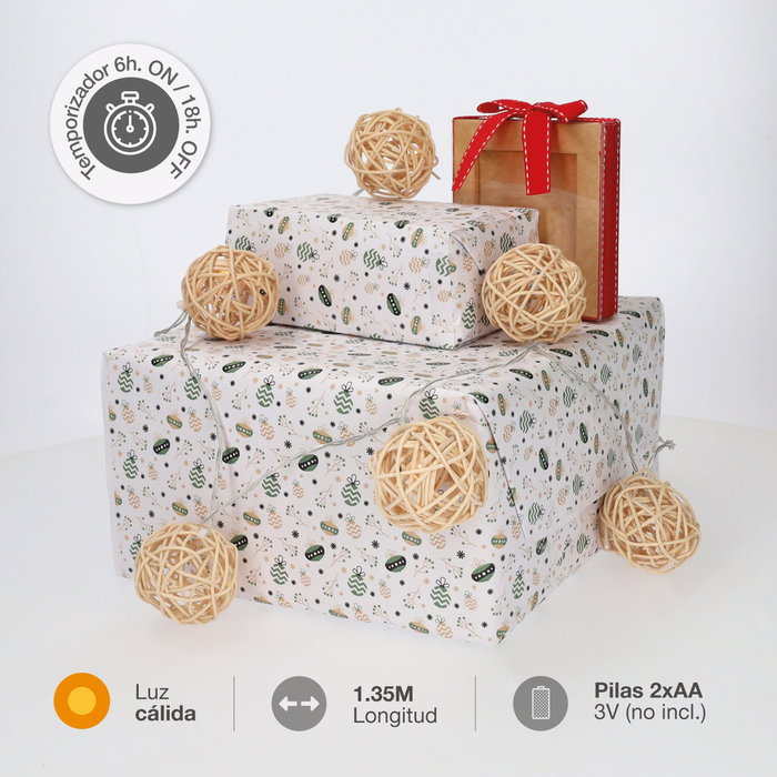 GSC Evolution Guirlande LED à boules en bois 1,35 m, lumière chaude