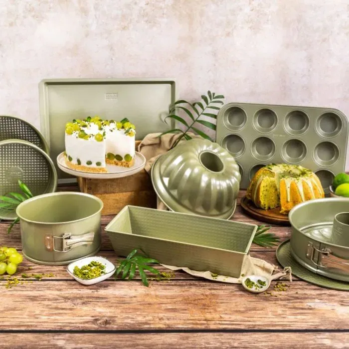 Ensemble de 3 moules à gâteaux Zenker Green Vision avec revêtement cire de carnauba - Moule à cake 30 cm, moule à panettone 18 cm, moule à savarin 26 cm - Anti-adhésif et écolo
