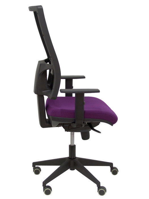 Chaise Horna Synchro 5 positions tissu Pourpre Maille Noir Base pyramidale noire Accoudoir 1D Sans appui-tête Roulettes pour moquette