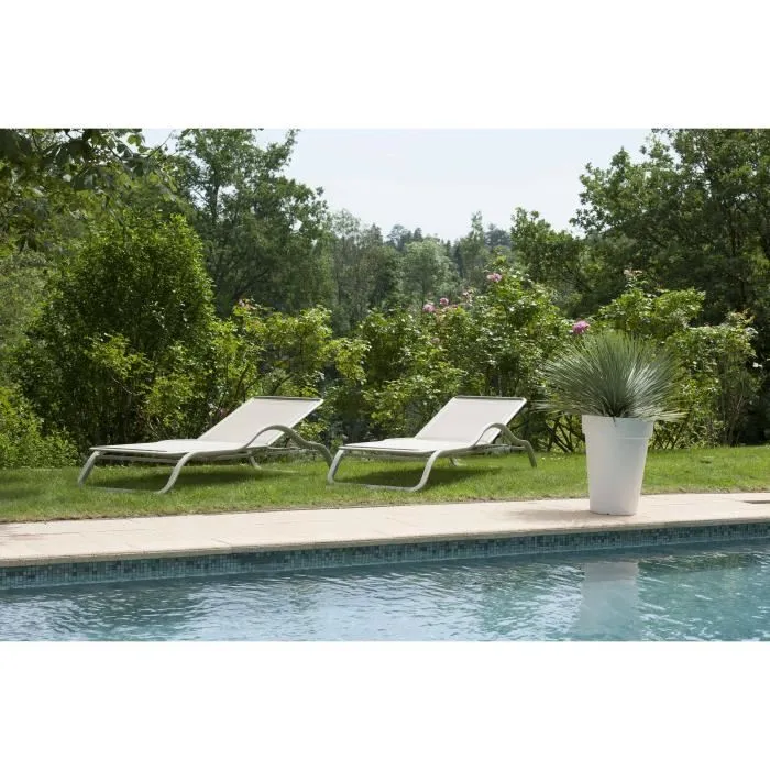 Riviera Soleilla - Pot de fleurs avec système de rétention d'eau - Rond haut 52 x 39 cm - 37L - Blanc - 100% recyclable - Fabriqué en France