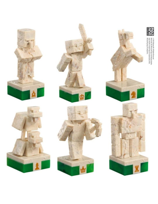 The Noble Collection Jeu d'échecs Minecraft Overworld Heroes vs. Hostile Mobs The Noble Collection Jeu d'échecs Minecraft Overworld Heroes vs. Hostile Mobs