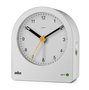 Braun BC-22-W Réveil Analogique Classique Blanc avec Aiguilles Lumineuses et Alarme Progressive - Design Élégant pour Table de Nuit