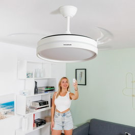 Ventilateur de Plafond avec Lumière LED et 4 Pales Rétractables Keteez InnovaGoods Blanc 72 W Ø49-104 cm