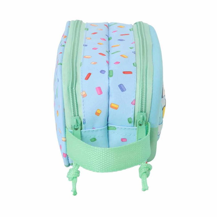 SAFTA Portatodo Double 3D avec motifs Bluey - Sac à main en tissu polyester avec 2 compartiments à fermeture éclair et asa latérale - 21 x 6 x 8 cm SAFTA Portatodo Double 3D avec motifs Bluey - Sac à main en tissu polyester avec 2 compartiments à fermeture éclair et asa latérale - 21 x 6 x 8 cm