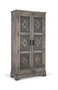 GINER Y COLOMER - Armoire contemporaine en bois de manguier massif gris avec portes sculptées, étagères et barre à vêtements, aménagement intérieur spacieux