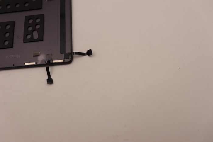Lenovo - Cache écran LCD de remplacement pour Lenovo Yoga 7 14IAL7 - Pièce de rechange pour ordinateur portable Lenovo - Cache écran LCD de remplacement pour Lenovo Yoga 7 14IAL7 - Pièce de rechange pour ordinateur portable