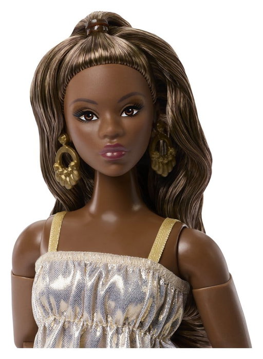 Barbie Signature Basics Modèle 09