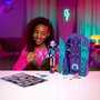 Monster High - Poupée Monster High Skulltimate Secrets Midnight Garden Twyla - Jouet d'énigme avec plus de 19 surprises - Référence Hyt74