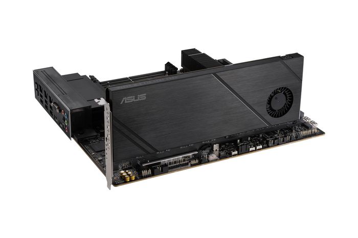 Asus Hyper M.2 x16 Gen5 Card PCIe 5.0 x16, 4 slots M.2, Noir Asus Hyper M.2 x16 Gen5 Card PCIe 5.0 x16, 4 slots M.2, Noir