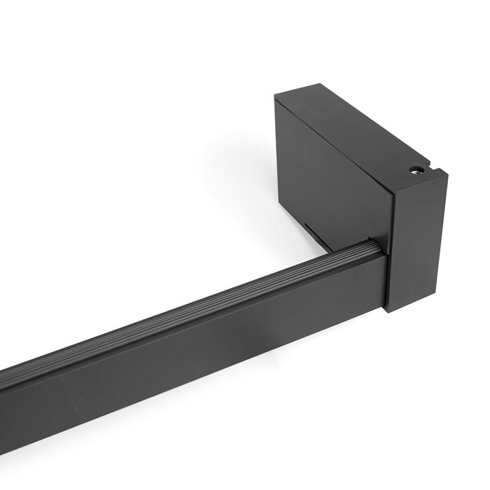 Emuca barre de penderie pour armoire Castor avec lumière LED, batterie amovible et détecteur de mouvement, 858, Peint en noir texturé Emuca barre de penderie pour armoire Castor avec lumière LED, batterie amovible et détecteur de mouvement, 858, Peint en noir texturé