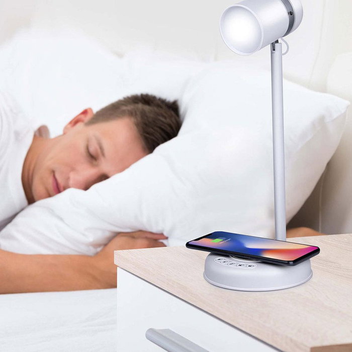 Lampe LED avec haut-parleur et chargeur sans fil Grundig Blanc 15 W 76 Lm Ø 12 x 34 cm Plastique 3-en-1 Lampe LED avec haut-parleur et chargeur sans fil Grundig Blanc 15 W 76 Lm Ø 12 x 34 cm Plastique 3-en-1