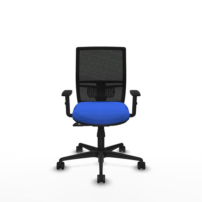 Chaise Yunquera Synchro 4 positions tissu Bleu Maille Noir Base en nylon noir Accoudoir 1D Sans appui-tête Roulettes 65mm nylon