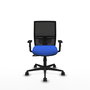 Chaise Yunquera Synchro 4 positions tissu Bleu Maille Noir Base en nylon noir Accoudoir 1D Sans appui-tête Roulettes 65mm nylon