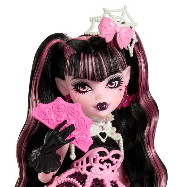Mattel - Poupée Monster High Draculaura Fête de 16 ans - Poupée en français (29 x 4,5 x 4 cm) - À partir de 4 ans