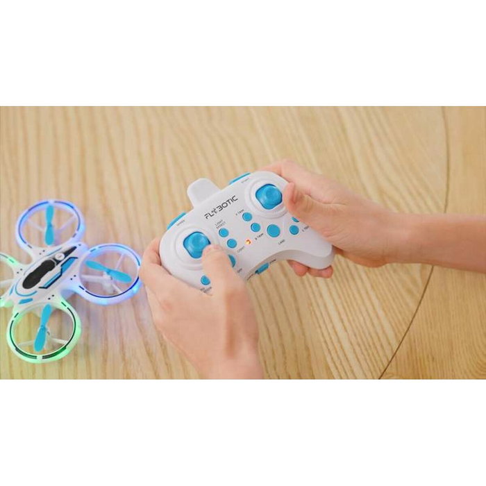 Drone téléguidé Bizak