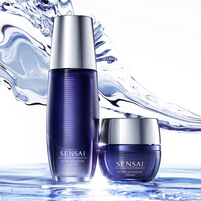 Sensai Cellular Performance Extra Intensive - Lotion Hydratante Intense à l'Acide Hyaluronique - Effet Vitalité Immédiat - 125 ml Sensai Cellular Performance Extra Intensive - Lotion Hydratante Intense à l'Acide Hyaluronique - Effet Vitalité Immédiat - 125 ml