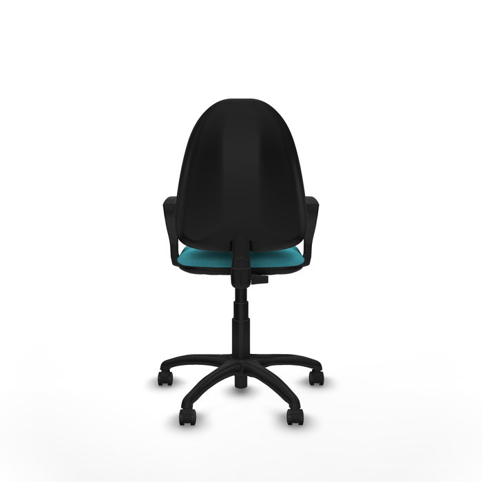 Chaise de bureau Aýna avec mécanisme de contact permanent de base, revêtue de tissu turquoise. Équipée d'une base en polyamide noir, d'accoudoirs fixes et de roulettes autobloquantes.