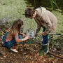 Bresser x Freek Vonk - Kit de découverte en plein air pour enfants, 8 pièces : terrarium, filet à papillons, périscope, boussole sifflet, gobelet loupe et sac