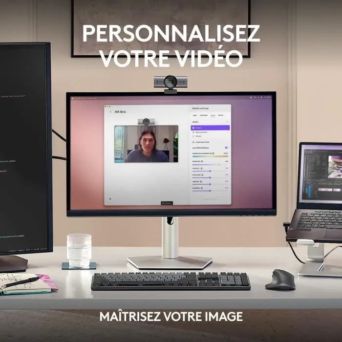 Logitech MX Brio - Webcam filaire Ultra HD 4K avec IA Show Mode, micros antibruit et commandes manuelles pour collaboration, streaming et visioconférence