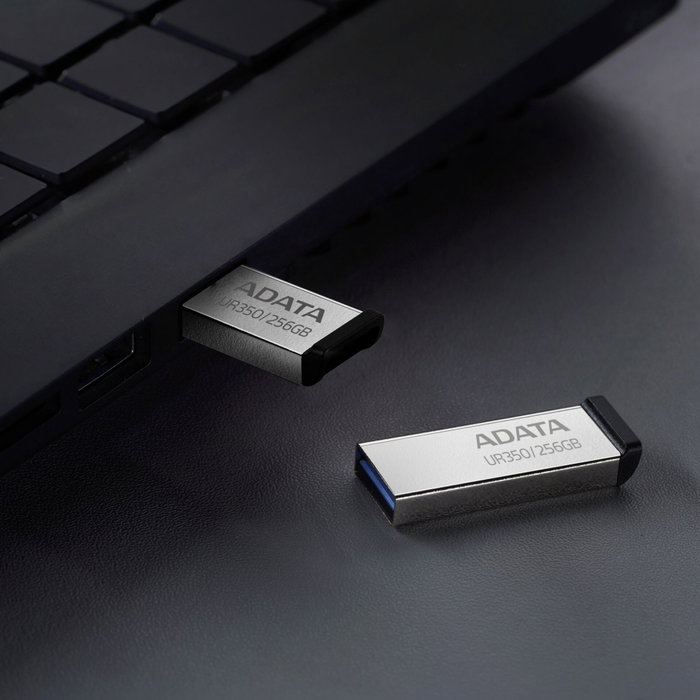 ADATA UR350 256 Go Noir