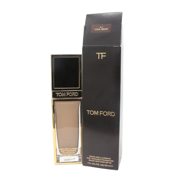 Tom Ford Shade&Illuminate Fond de teint liquide - Amande chaude (9.5) - 30 ml Tom Ford Shade&Illuminate Fond de teint liquide - Amande chaude (9.5) - 30 ml