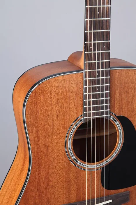 Takamine GD11M-NS Guitare Acoustique Dreadnought en Caoba Takamine GD11M-NS Guitare Acoustique Dreadnought en Caoba