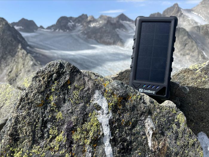 Sandberg Powerbank Portable Solaire Exterieur 16000 mAh - Chargeur USB avec Panneau Solaire, Étanche IP67, 2 Ports Sandberg Powerbank Portable Solaire Exterieur 16000 mAh - Chargeur USB avec Panneau Solaire, Étanche IP67, 2 Ports