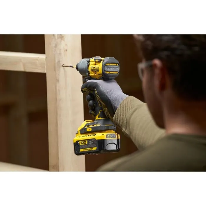 Stanley Fatmax Visseuse à chocs sans fil 18V SFMCF830B-XJ, Moteur Brushless, 203 Nm, 3 vitesses, Mandrin métallique, Éclairage LED