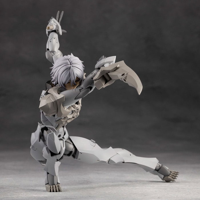 Megalomaria Unlimited Universe figurine Plastic Model Kit Zirconia 18 cm