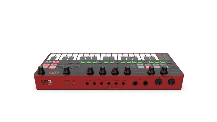 IKMULTIMED Uno Synth Pro Desktop Synthétiseur IKMULTIMED Uno Synth Pro Desktop Synthétiseur