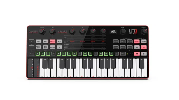 IKMULTIMED Uno Synth Pro Desktop Synthétiseur IKMULTIMED Uno Synth Pro Desktop Synthétiseur