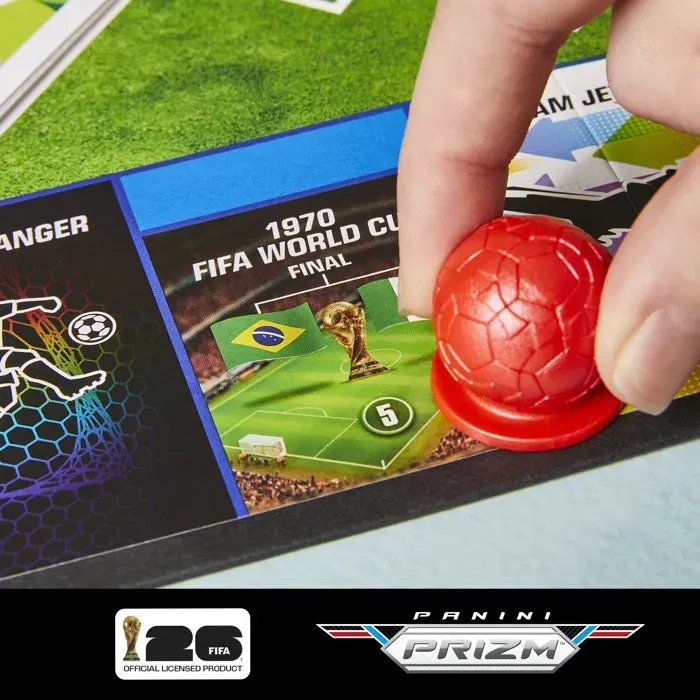 Monopoly Panini Prizm FIFA World Cup 2026, Jeu de société de football avec cartes, Coupe du Monde FIFA 2026, à partir de 8 ans