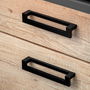 Emuca Lot de 5 poignées pour meubles Ribarroja, L144mm, entraxe 128mm, Zamak, Peint en noir