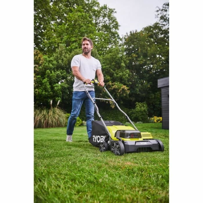 Ryobi Scarificateur / aérateur 18V Brushless Ø 35 cm 2-en-1 avec 2 batteries 4,0 Ah et chargeur Ryobi Scarificateur / aérateur 18V Brushless Ø 35 cm 2-en-1 avec 2 batteries 4,0 Ah et chargeur