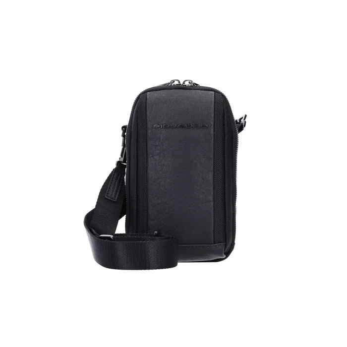 Piquadro Brief 2 Sac bandoulière en nylon et cuir noir Piquadro Brief 2 Sac bandoulière en nylon et cuir noir