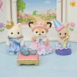 Sylvanian Families Mini-Figurines Théâtre de la Crèche : Biche, Chat Soie et Lapin Crème avec Costumes et Accessoires Amovibles - Jouet Enfant Articulé Dès 3 Ans