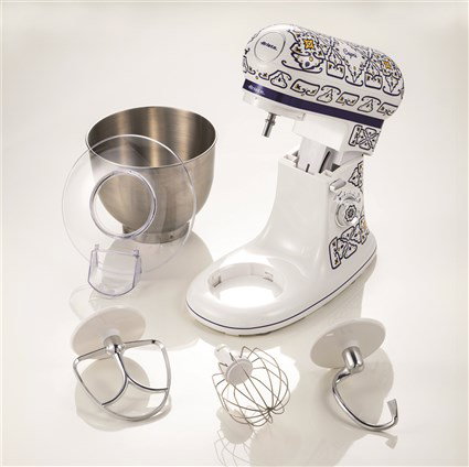 Ariete 1588 CAPRI Robot de cuisine multifonction avec bol inox, 10 vitesses et fonction pulse, jeu d'accessoires complet - Compact et fonctionnel
