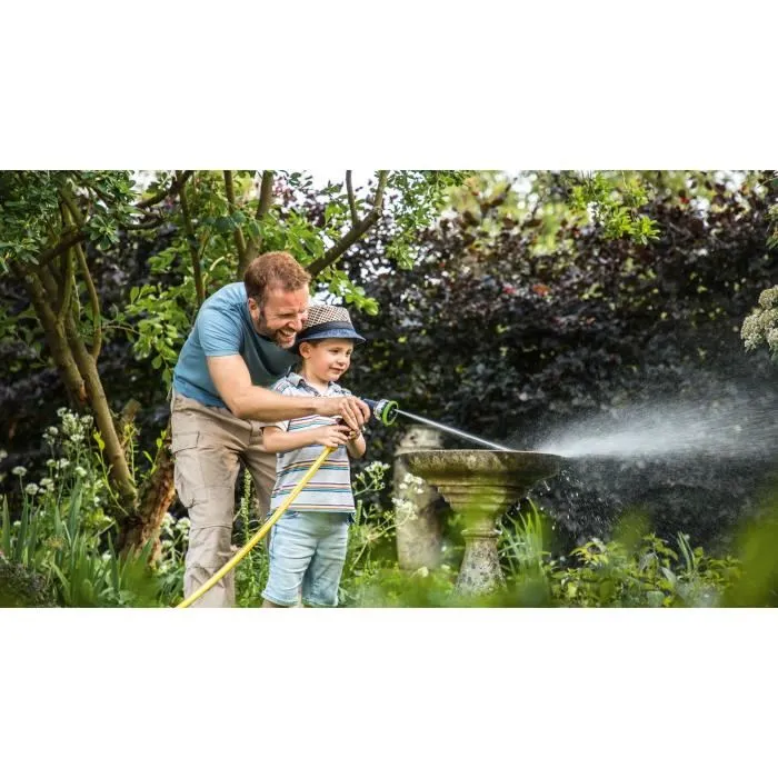 Bosch 06008C4203 Pompe à Eau de Jardin sans Fil 18V-2000 GardenPump - Pour Récupérateur d'Eau de Pluie avec Tuyau et Adaptateurs