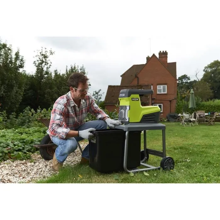 Ryobi RSH3045U Broyeur de végétaux 3000 W silencieux - Capacité de broyage 45 mm, bac collecteur 55 L