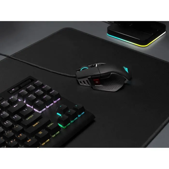 Corsair CH-9309411-EU2 Souris Gamer M65 RGB Ultra Filaire USB avec Rétroéclairage RGB, Précision et Design Léger - Noir