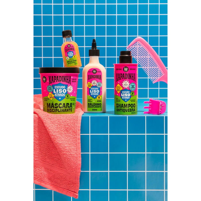 Lola From Rio Xapadinha Huile disciplinante 50 ml avec protection thermique et contrôle du frisottis 24h - Brillant et douceur