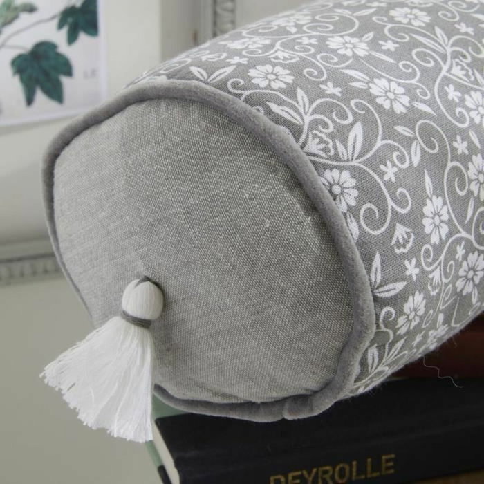Today Coussin Polochon Charme Imprimé Gris foncé Capucine 45 x 15 cm Today Coussin Polochon Charme Imprimé Gris foncé Capucine 45 x 15 cm