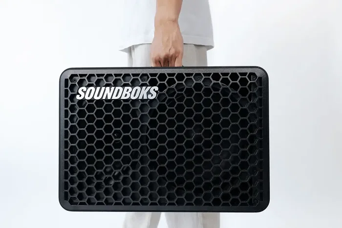 SOUNDBOKS GO - Enceinte Bluetooth 5.0 Noir SOUNDBOKS GO - Enceinte Bluetooth 5.0 Noir